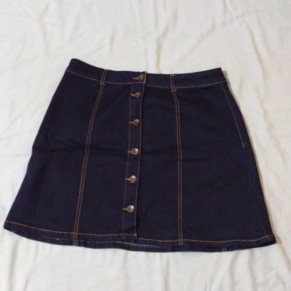 Dark denim skirt